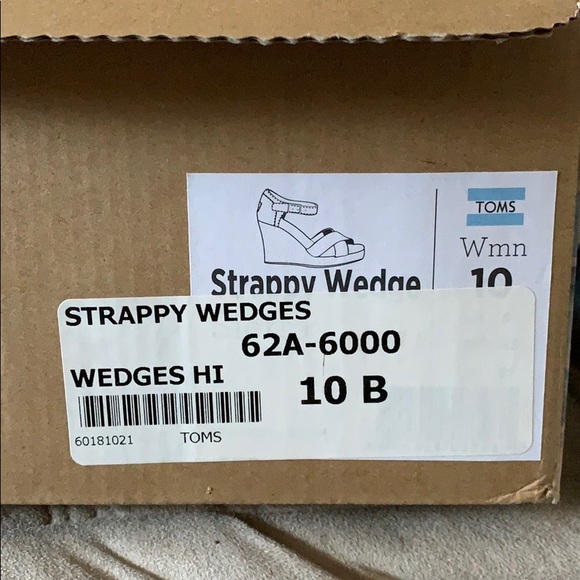 Toms Wedge Shoe - Picture 5 of 5